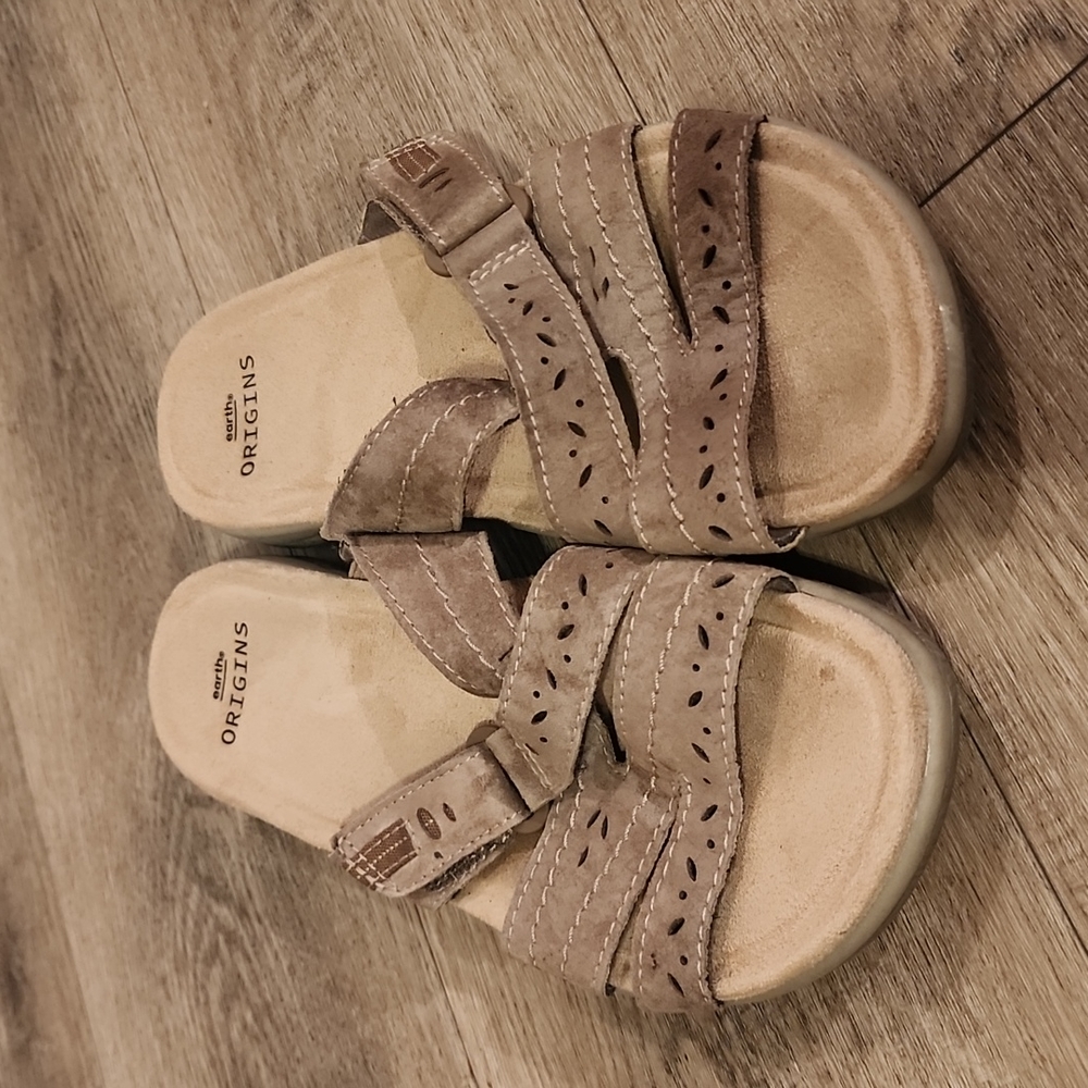 Earth Origins savoy Shantel suede womans slide sandal size 9.5 good shape - Picture 2 of 7